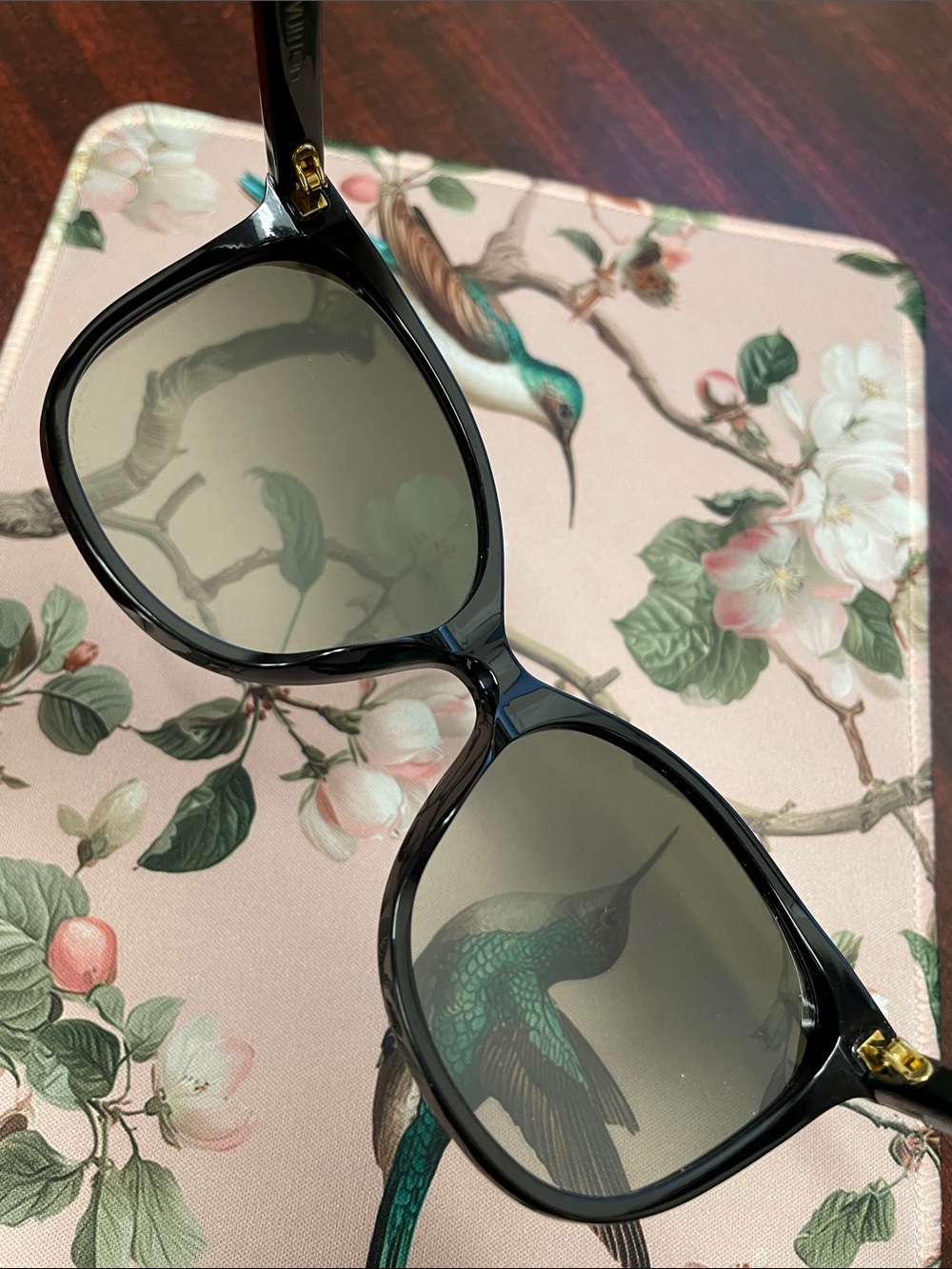 Louis Vuitton Black Polarized Gradient Lens Women's Sunglasses (Z1657W) - Picture 11 of 14